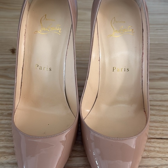 Christian Louboutin Red and Beige Patent Heels - Picture 2 of 6